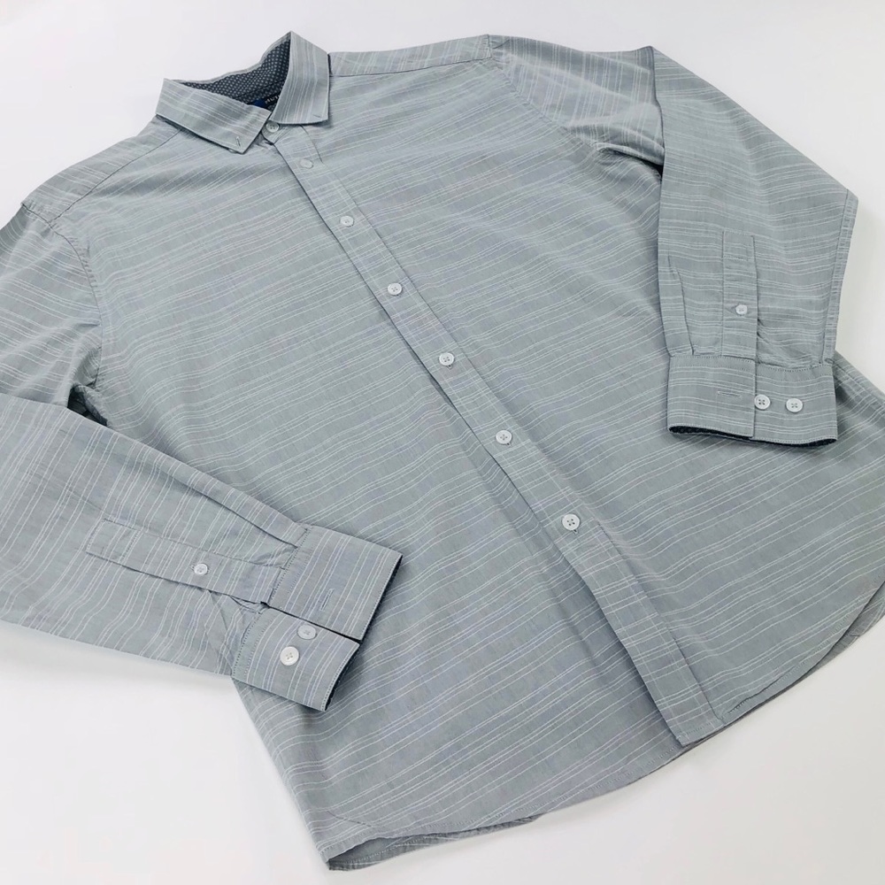 Vince Camuto Button Down